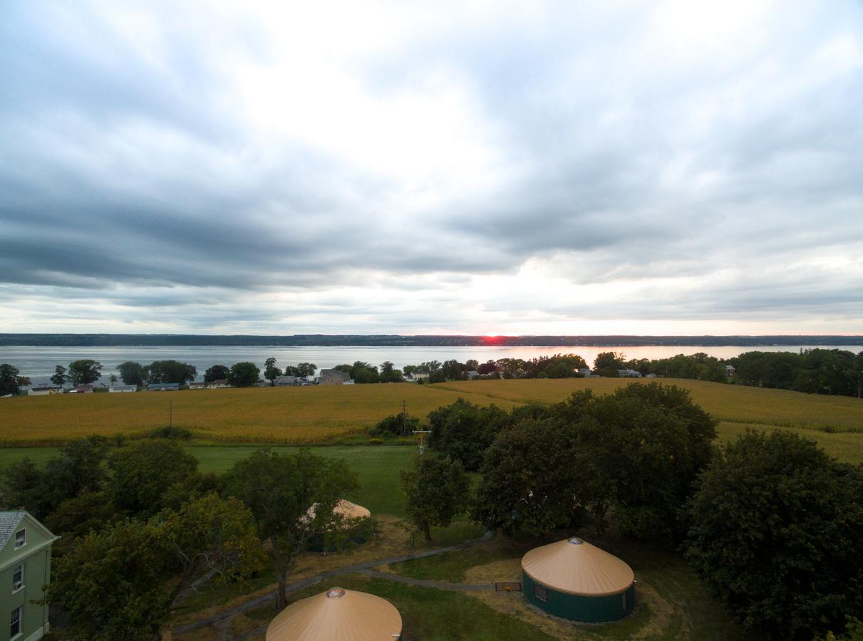 Yale Manor B&B & Yurt Glamping Exteriér fotografie